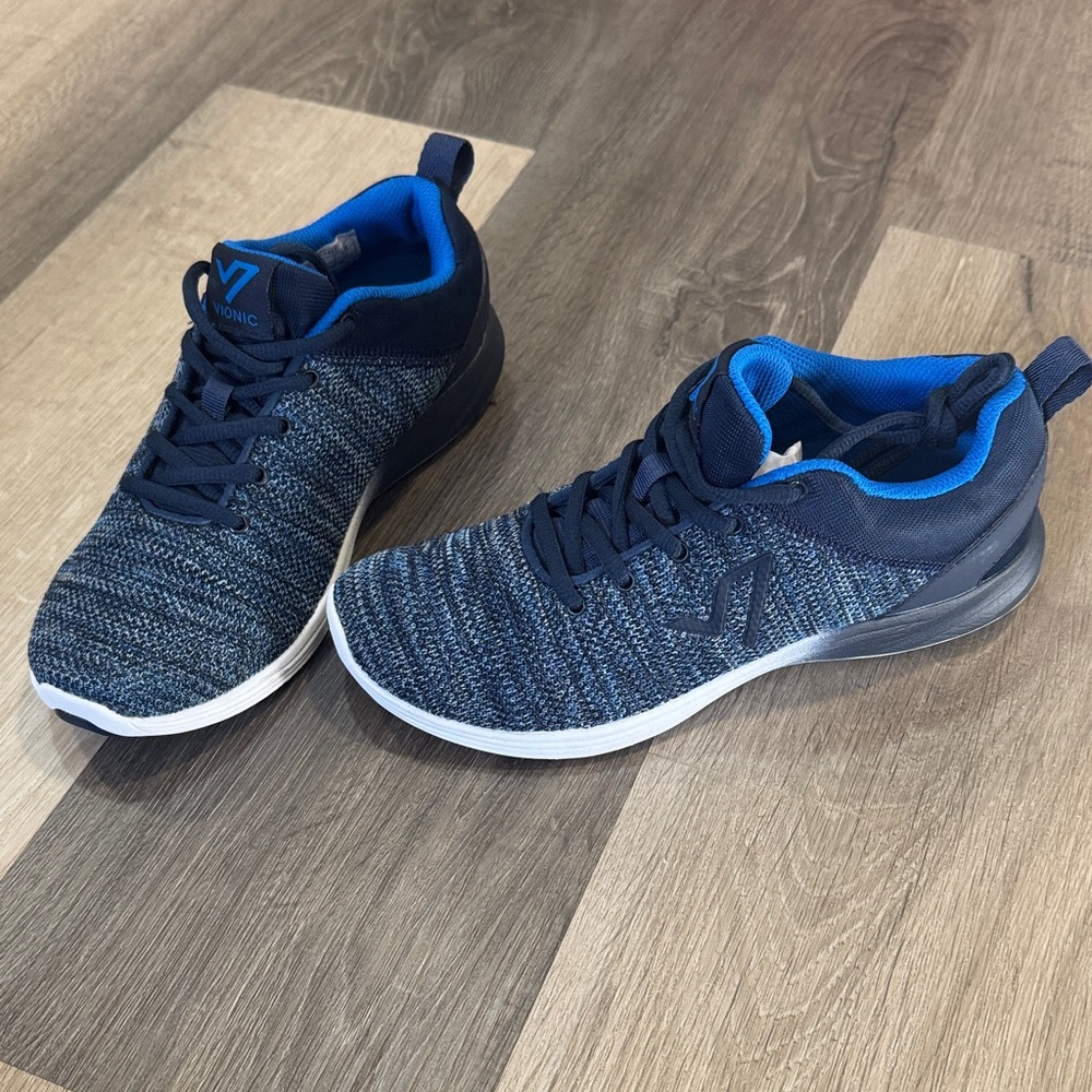 Vionic Women's  Blue Knit Athletic Shoes Size: 7